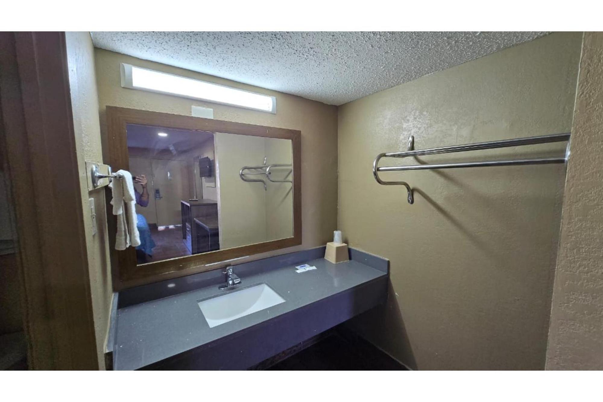 Diamond Inn Motel By Oyo Jackson Hwy 80- I-20 Ngoại thất bức ảnh
